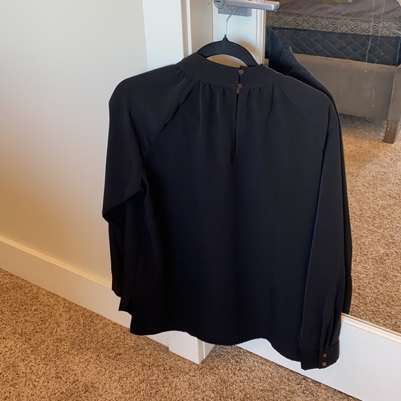 Hailston blouse - Picture 2 of 4